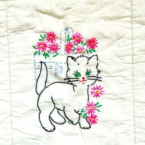 Handcrafted Hand Embroidered Baby Blanket with Animals Baby Shower Gift - Picture 7 of 12